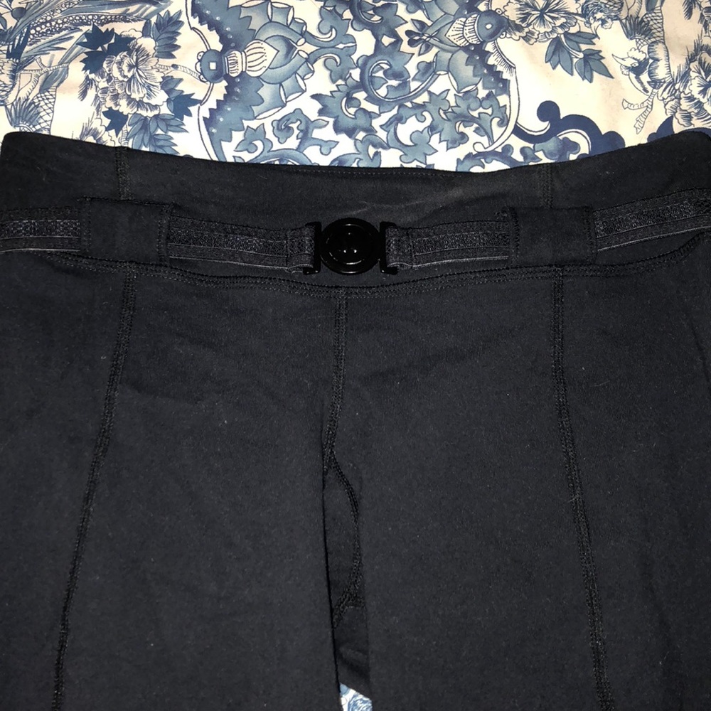 Lululemon Wunder Under sweat pants